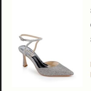 NWT Badgley Mischka Silver Glitter Heels